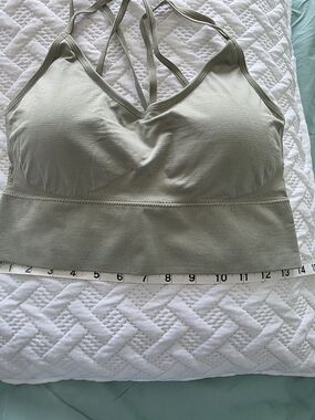 Seamless Sage Green Womens Sports Bra